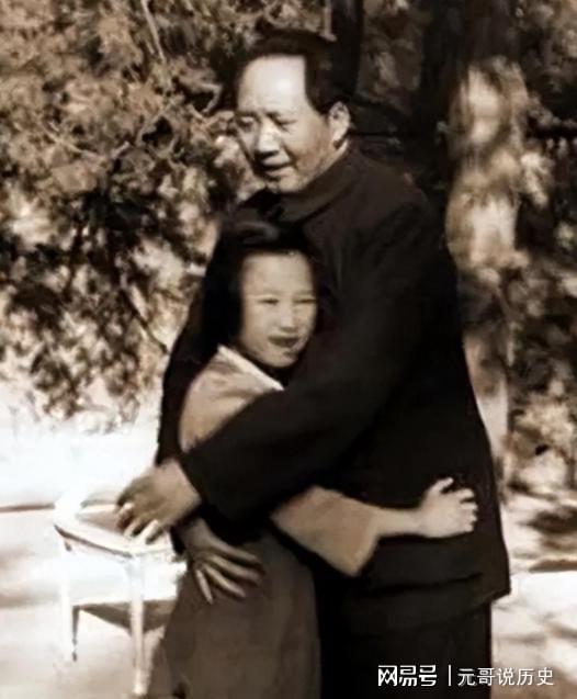 必威体育APP-1972年李讷怀孕，因晚上睡不着想喝安眠药，江青拒绝：用量太大了